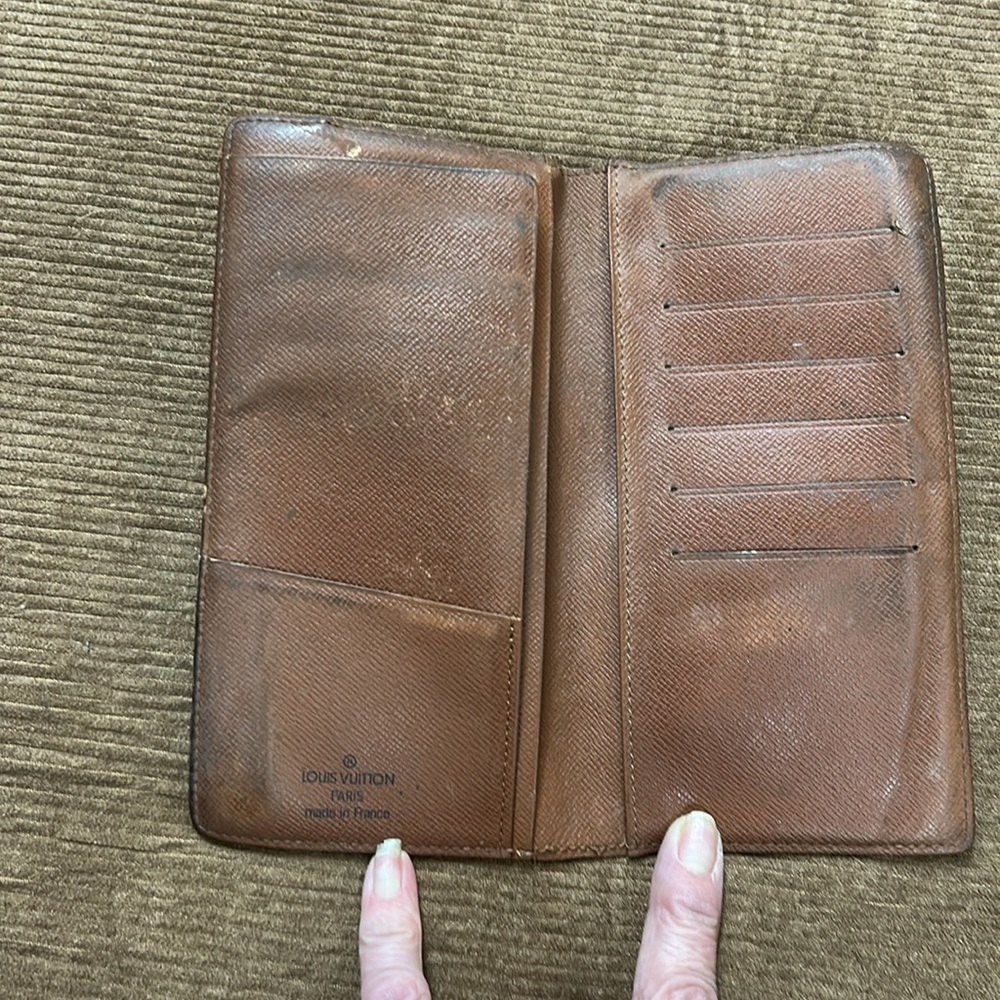 Louis Vuitton Monogram Checkbook Wallet - Picture 3 of 6